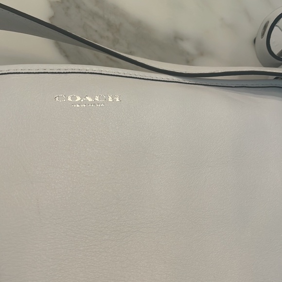 White Leather Studded Coach Bag NWT - Picture 2 of 11